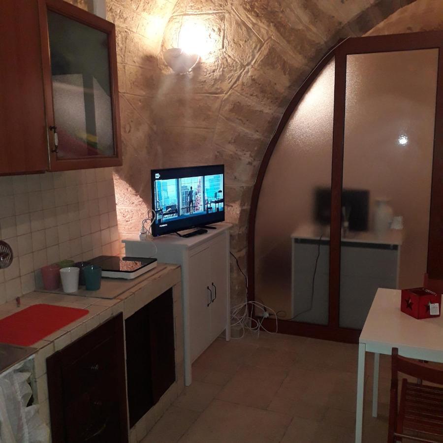 Filioli Apartment 2 Бари Екстериор снимка